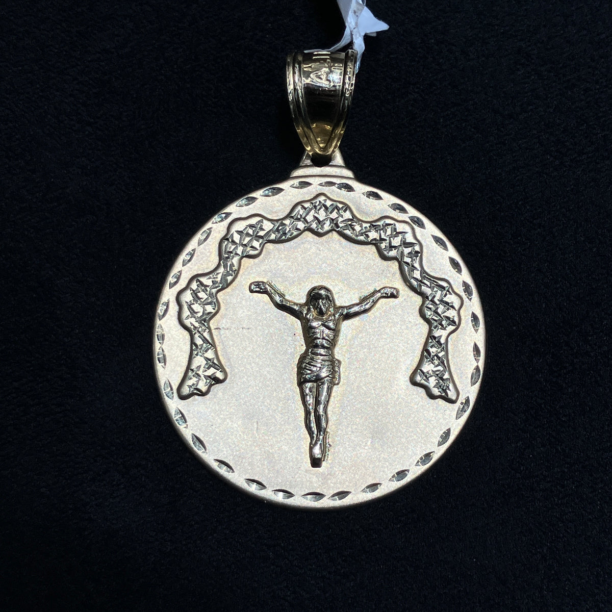 10k Yellow Gold Medallion Style Crucifix Pendant For Men & Women