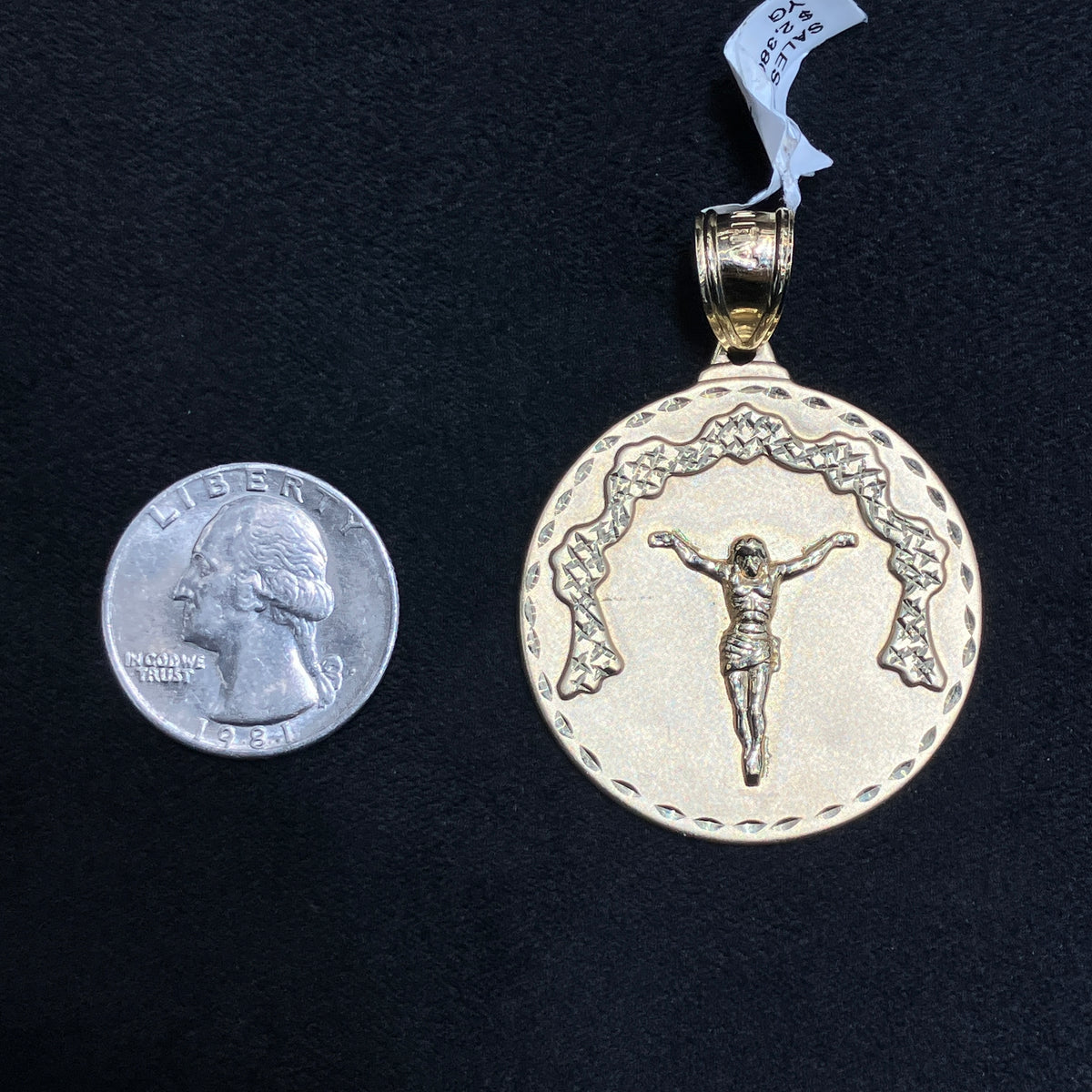 10k Yellow Gold Medallion Style Crucifix Pendant For Men & Women