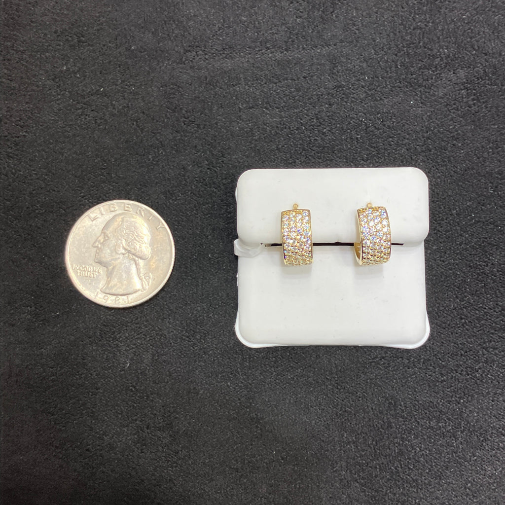 10K Yellow Gold Dazzling CZ Hoop Earrings