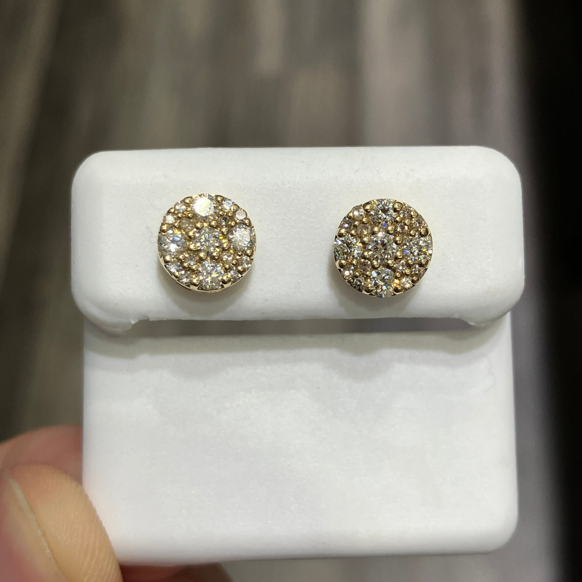 10k Yellow Gold Natural Diamond Stud Earrings