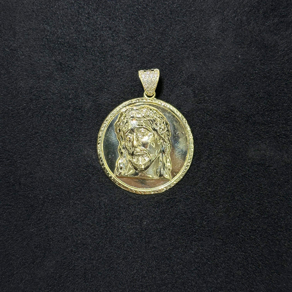 10k Gold Jesus Face Charm Circle Pendant