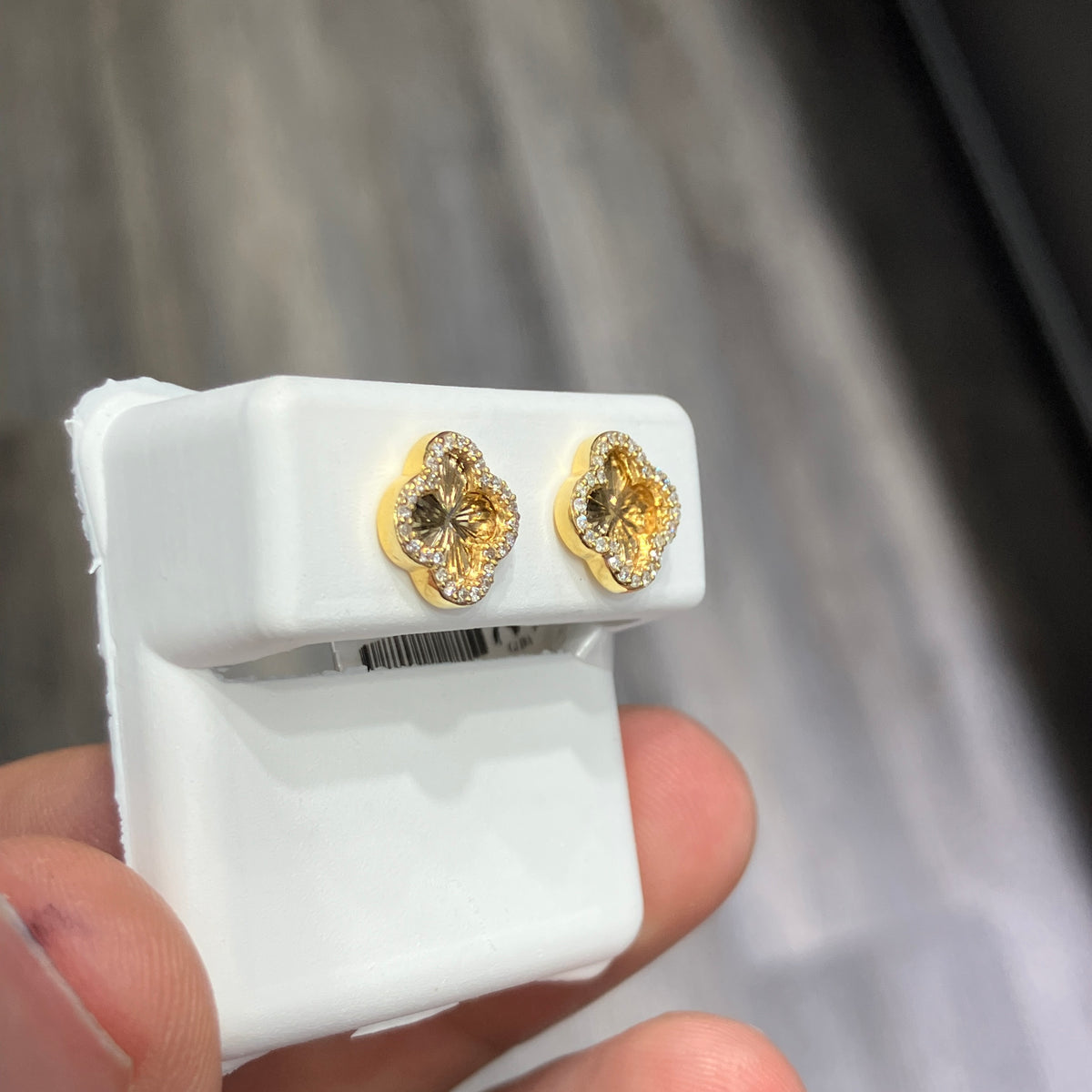 10k Yellow Gold 0.16CTW Natural Diamond Floral Style Earrings