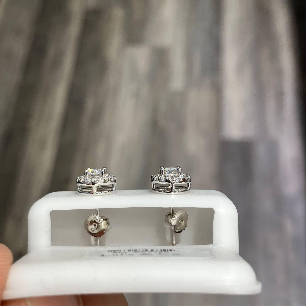925 Sterling Silver VVS D Round Moissanite Stud Earring Set