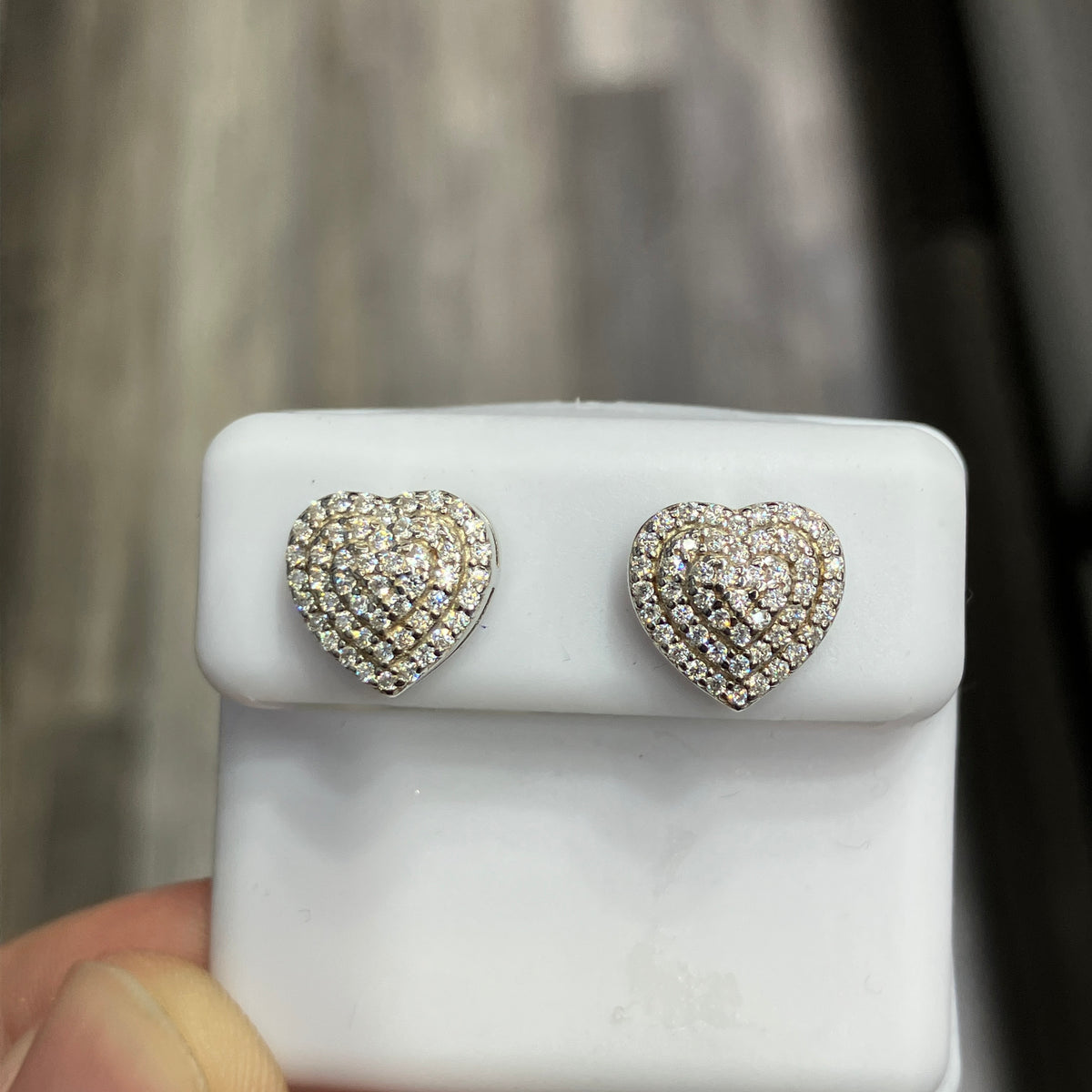 925 Sterling Silver Heart-Shaped VVS-D Moissanite Stud Earrings