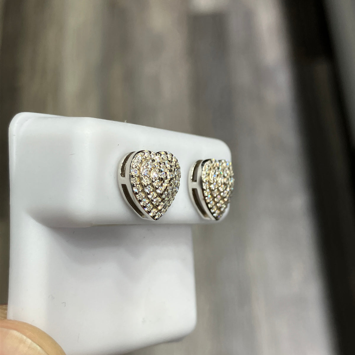 925 Sterling Silver Heart-Shaped VVS-D Moissanite Stud Earrings