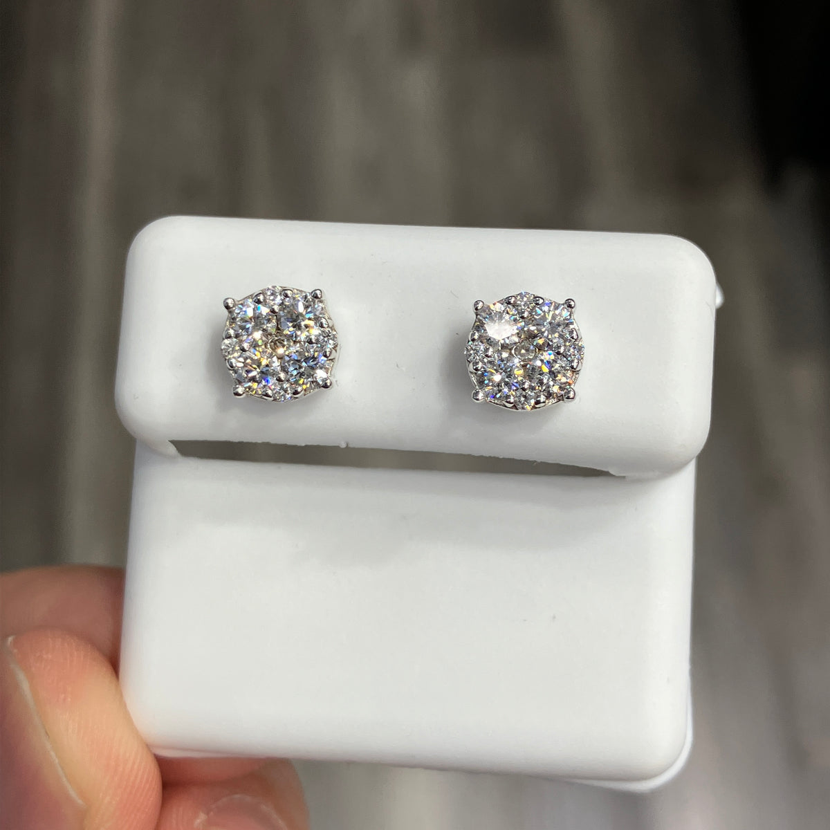 VVS Lab-Grown Diamond Stud Earrings in 925 Sterling Silver