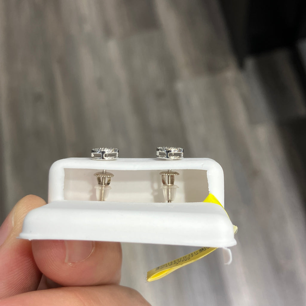VS Lab-Grown Diamond Stud Earrings in 925 Sterling Silver