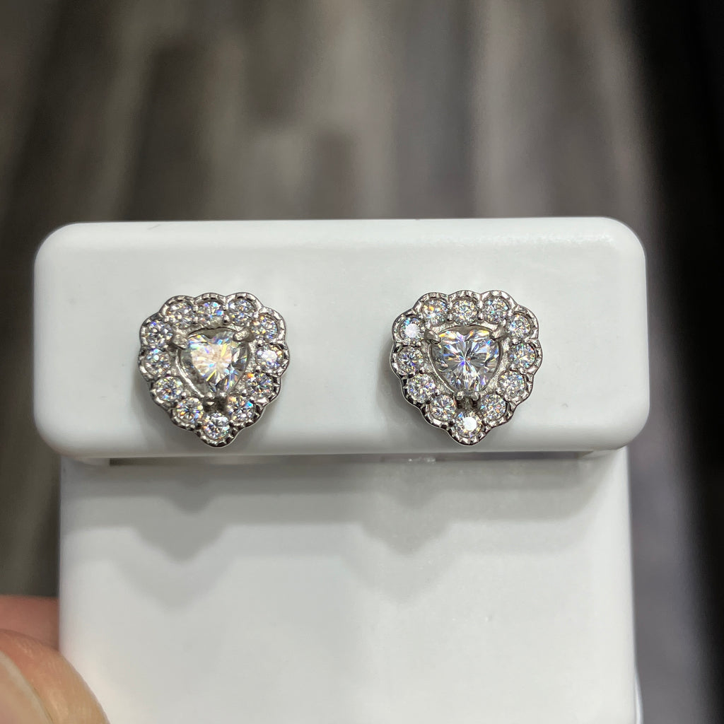 Heart Shaped 925 Sterling Silver Moissanite 0.96CTW VVS-D Stud Earrings