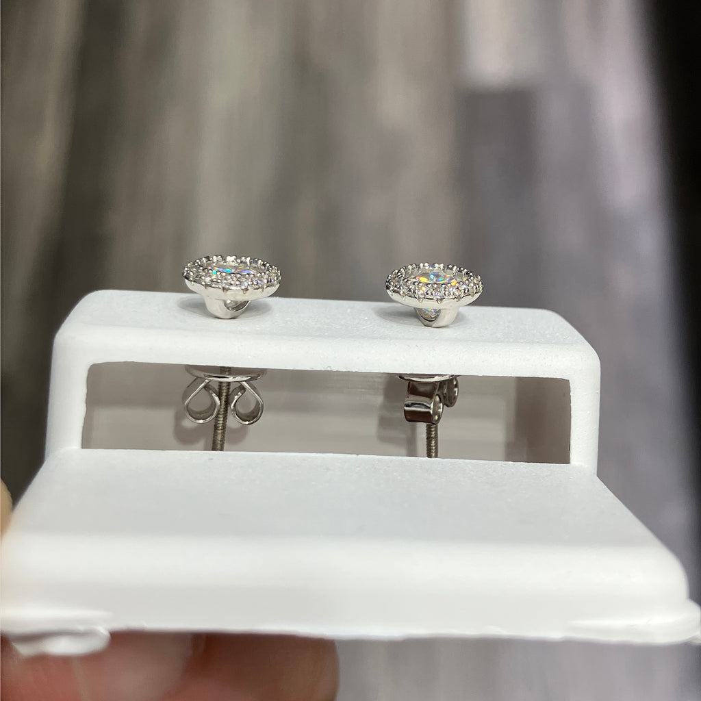 925 Sterling Silver Moissanite 0.50CTW VVS-D Round Stud Earrings
