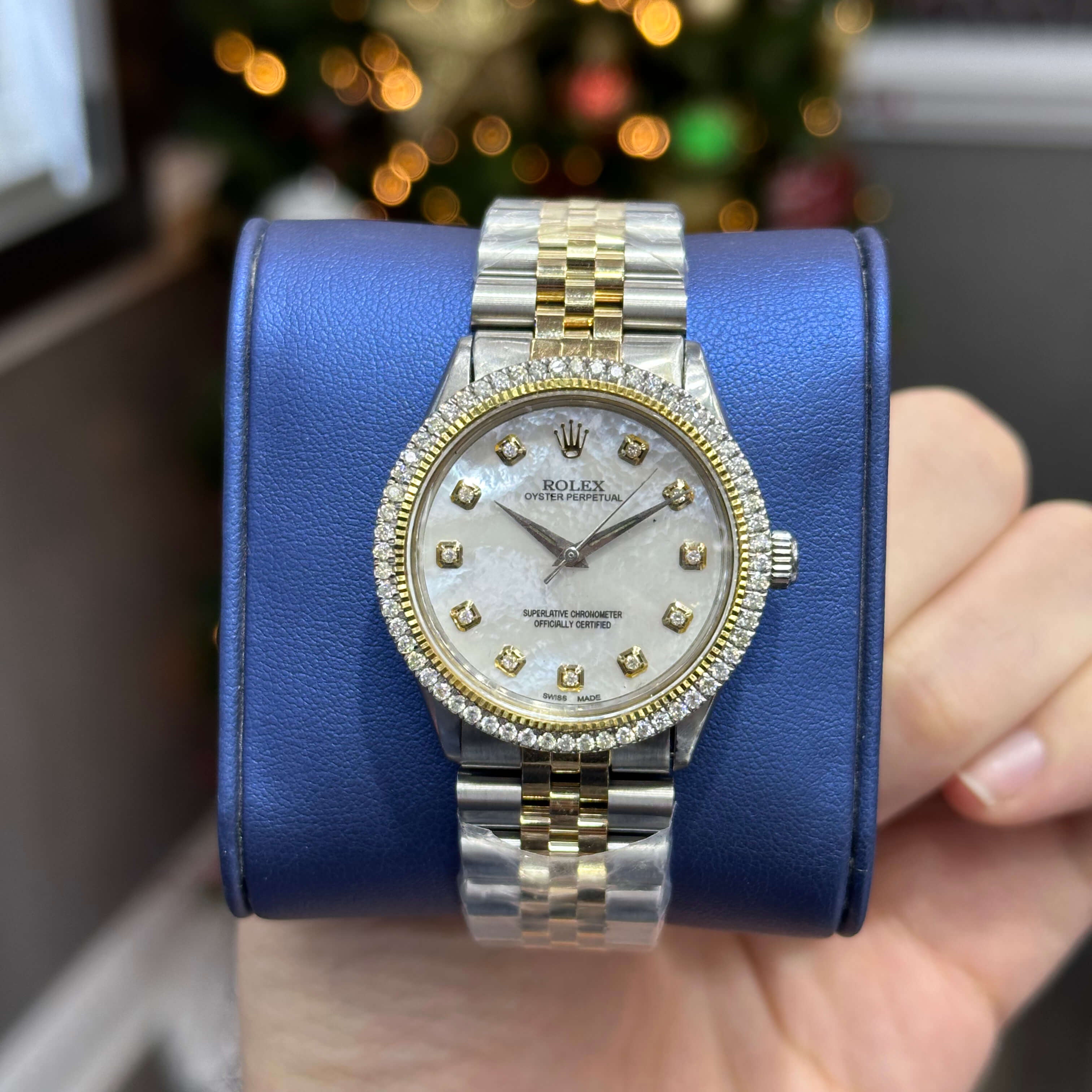 Rolex Oyster Perpetual Mother Mother-of-Pearl 36mm Natural Diamonds