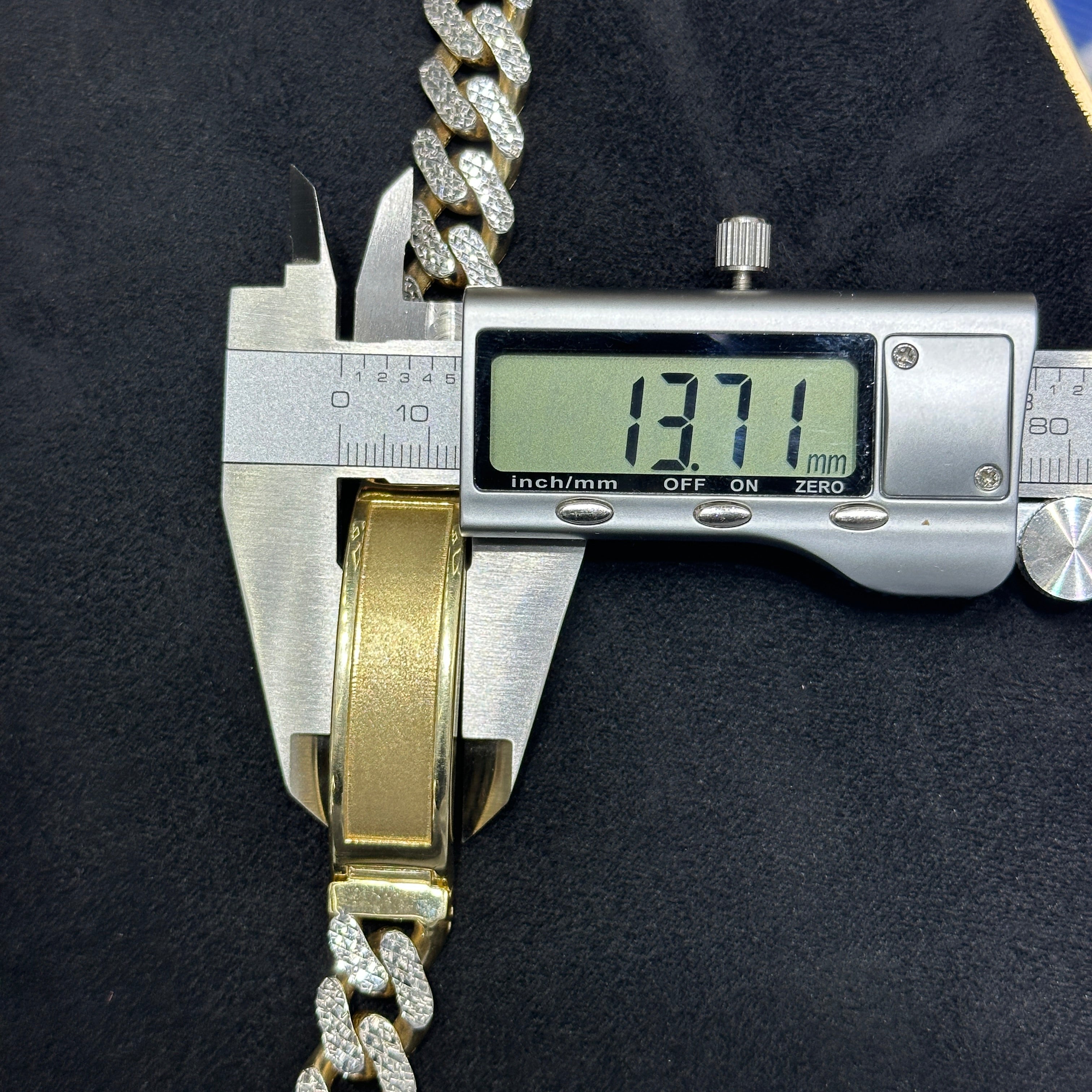 10k Gold Diamond Cut Nameplate Cuban Bracelet for Men & Women 9" 13mm