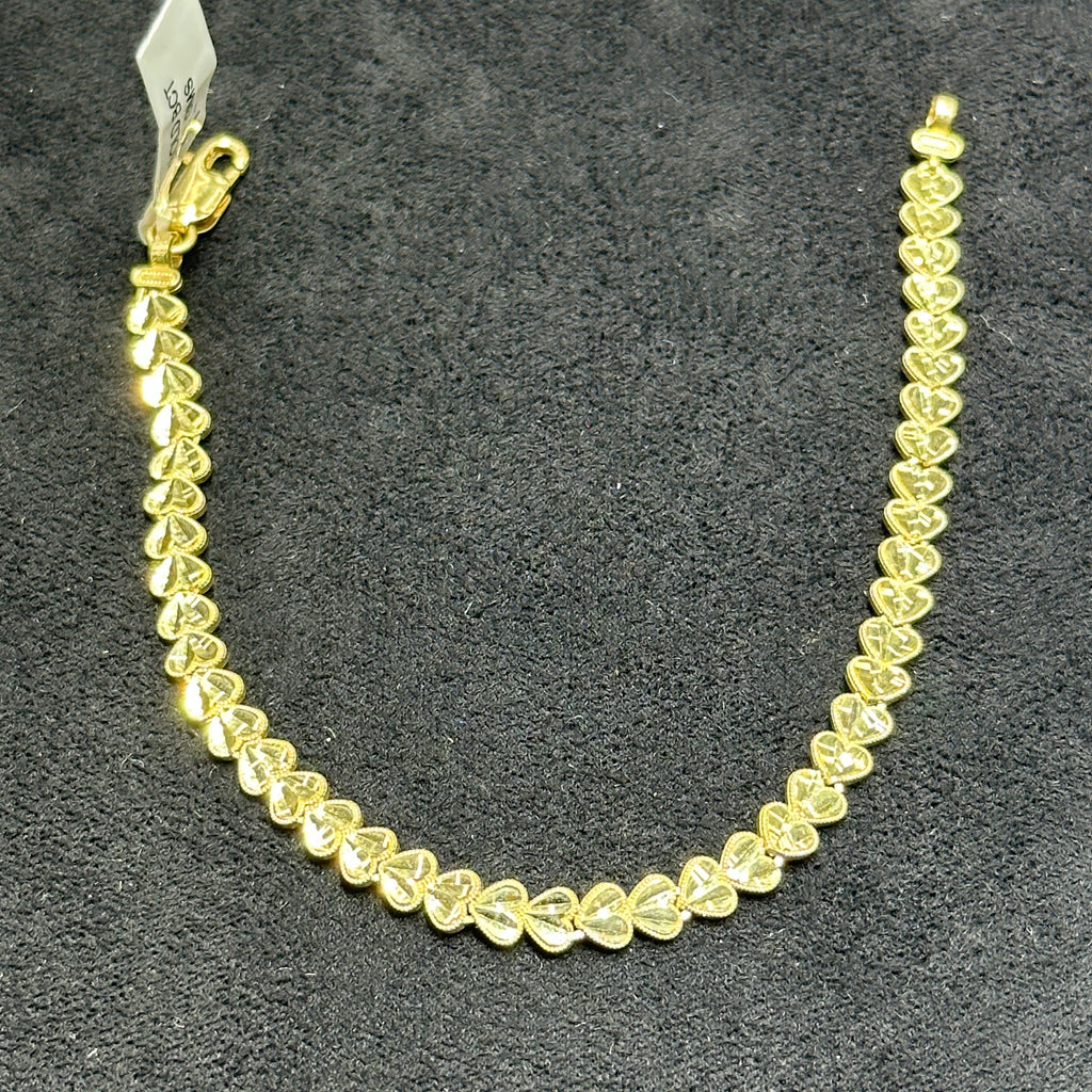 10k Gold Heart Bracelet Shiny Glossy for Woman 7 inches