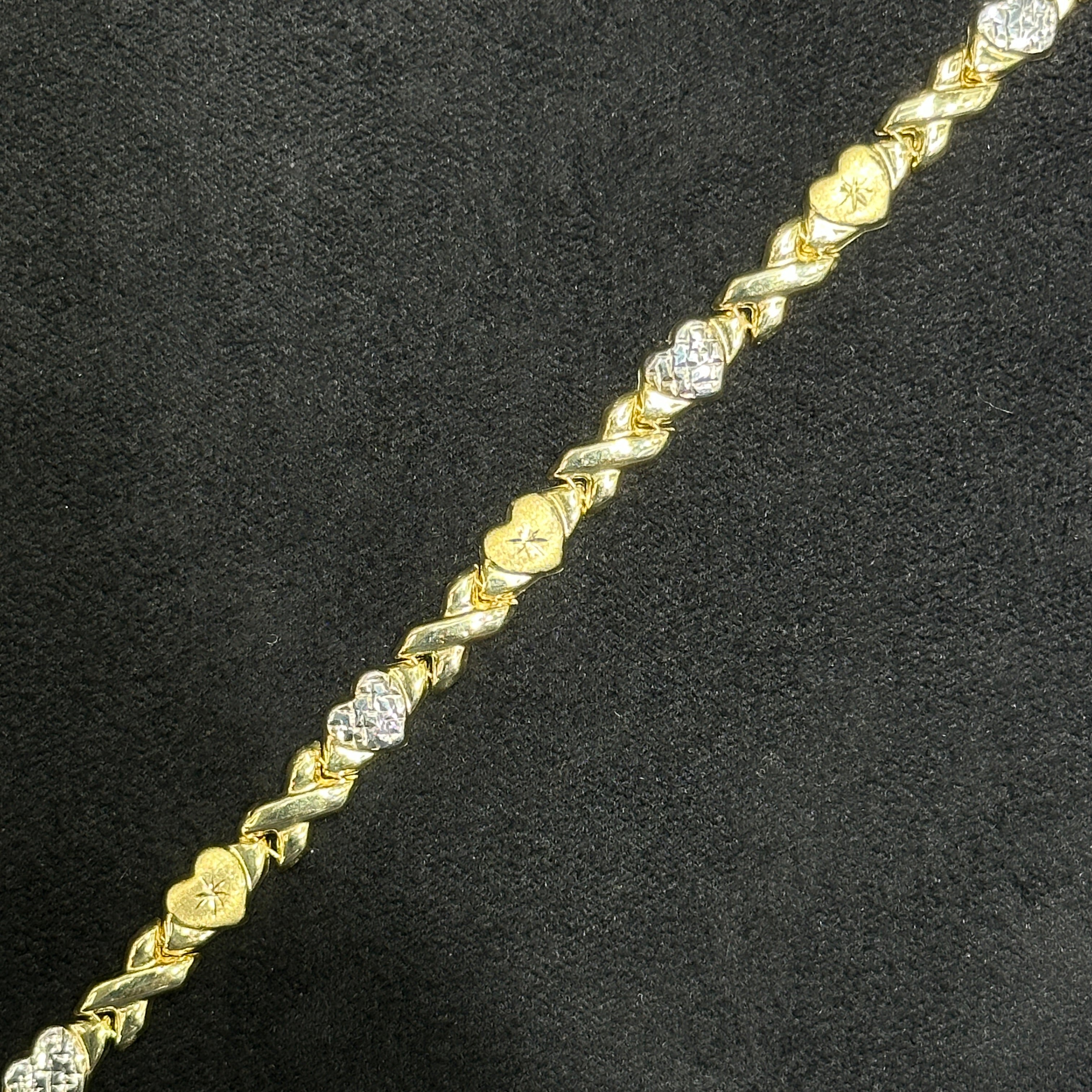XO Bracelet 10k Real Gold with Diamond Cut for Woman 7 inches