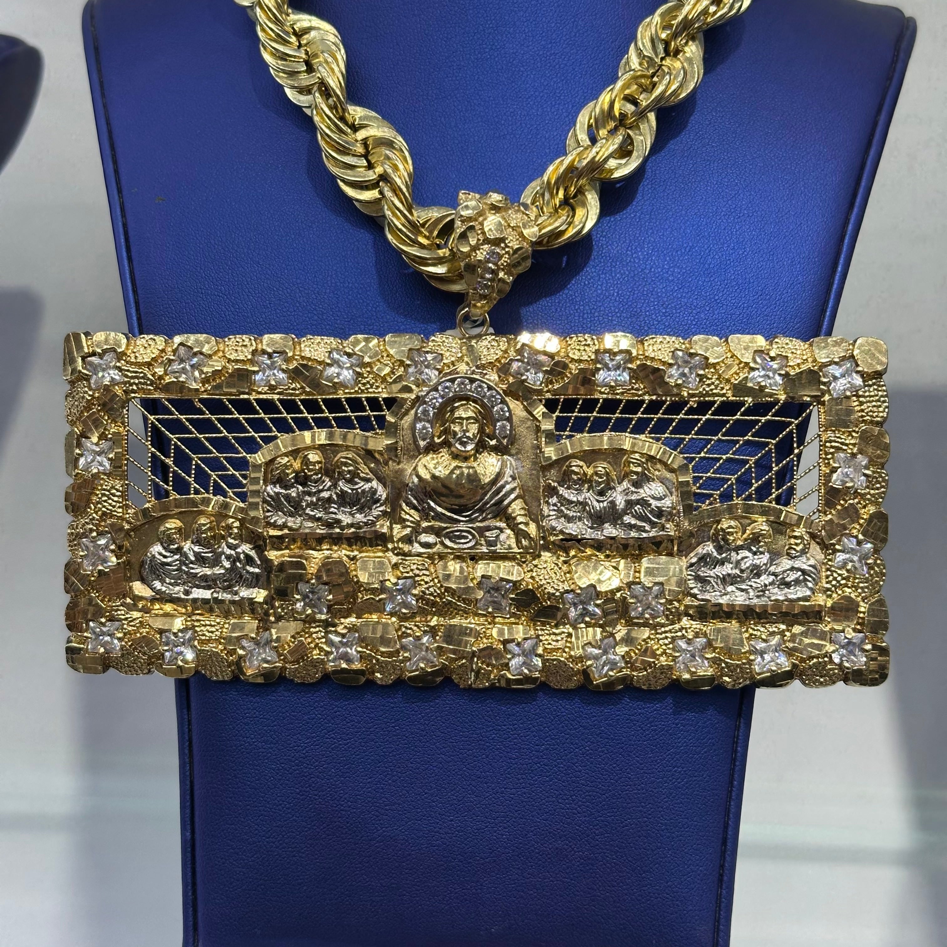 10k Last Supper Charm Pendant Extra Large Size with CZ and Nugget Style