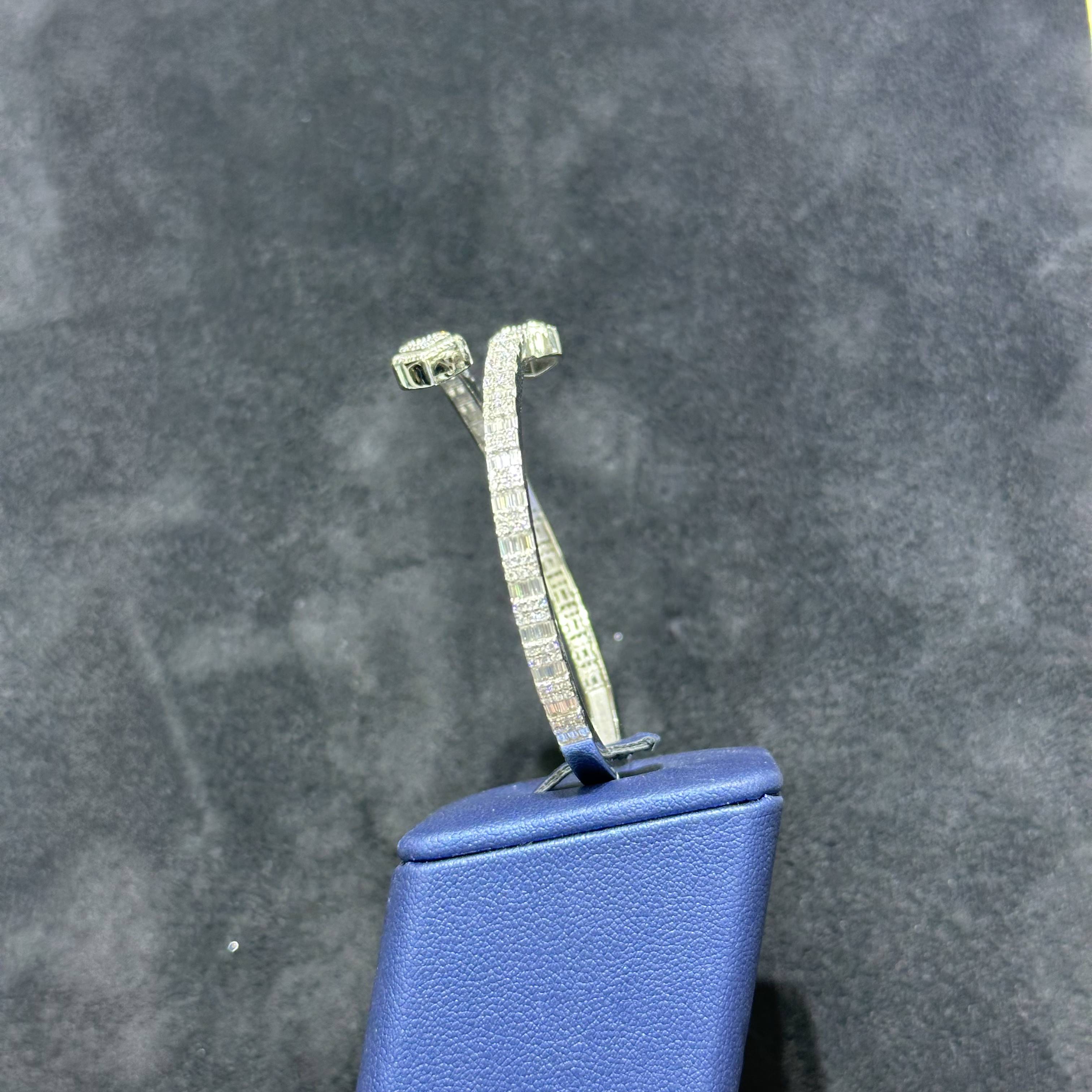 Silver Bangle Bracelet heart Shape Delicate for Ladies Moissanite Passes Tester