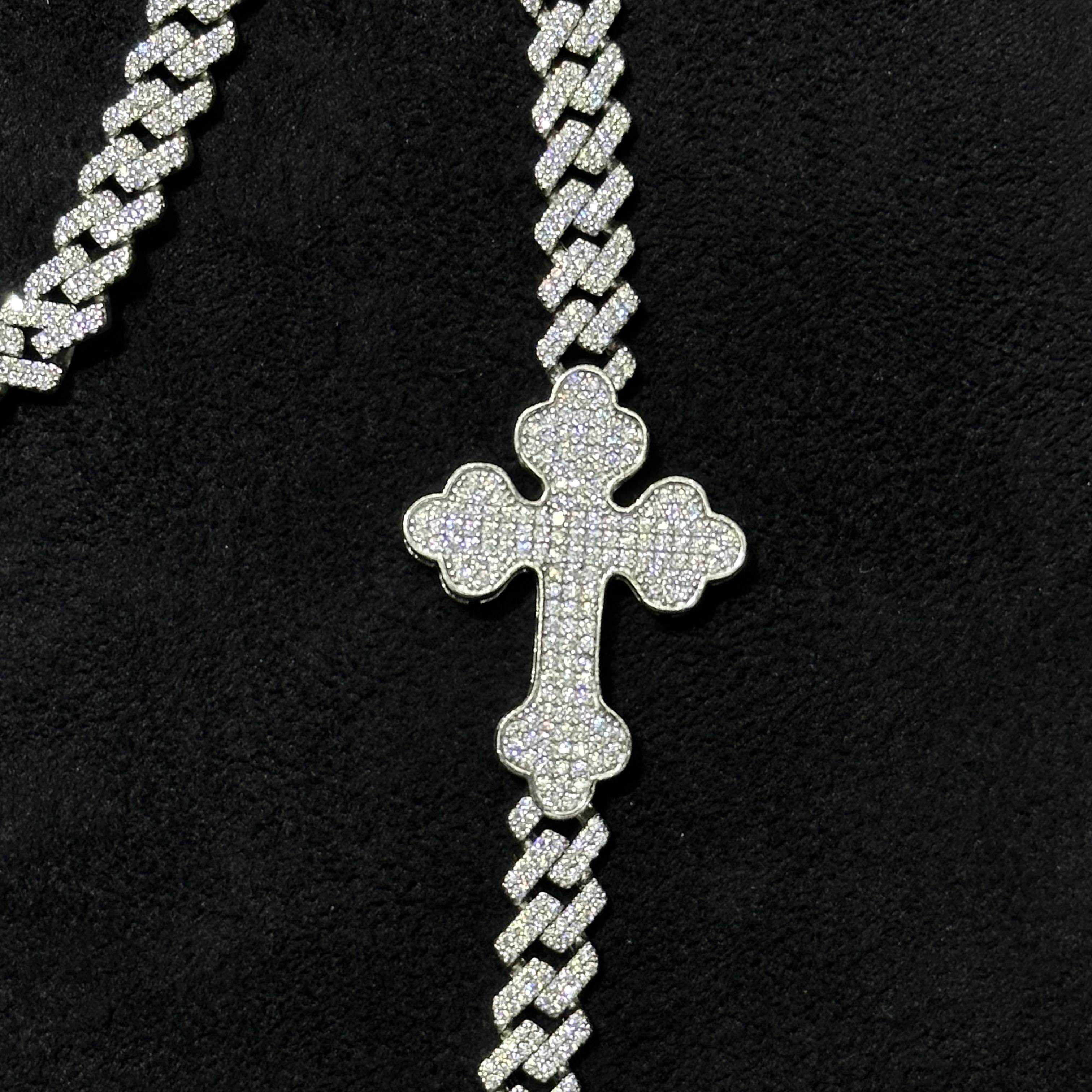 13.89 CTW VVS Moissanite Jesus Cross Cuban Chain with 925 Sterling Silver 22"