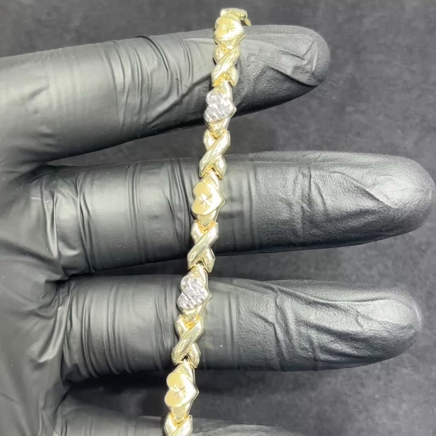 XO Bracelet 10k Real Gold with Diamond Cut for Woman 7 inches