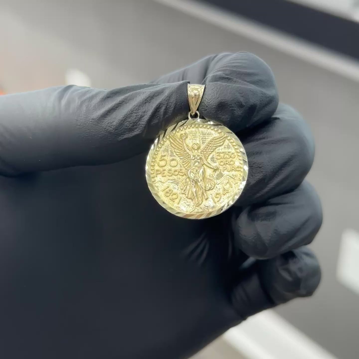 10k Yellow Gold 50 Pesos Mexico Coin Charm
