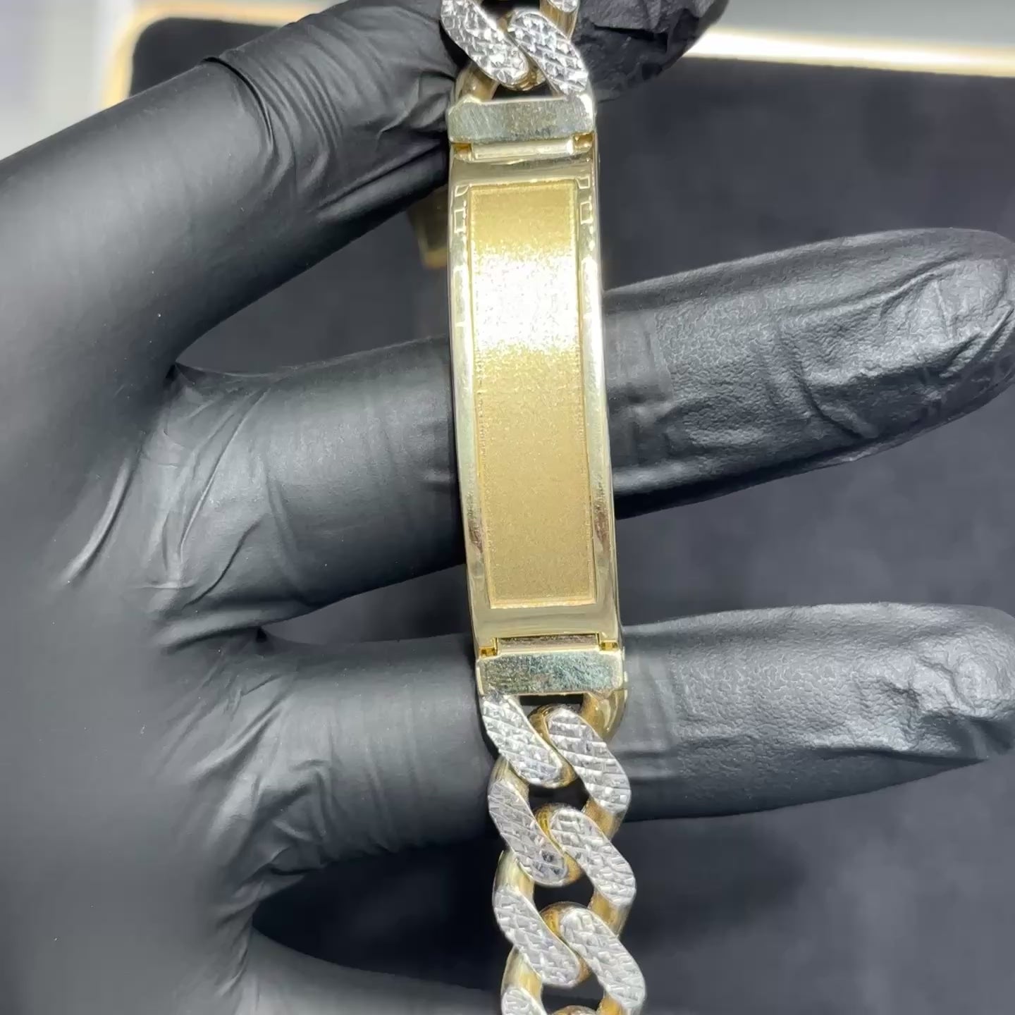 10k Gold Diamond Cut Nameplate Cuban Bracelet for Men & Women 9" 13mm