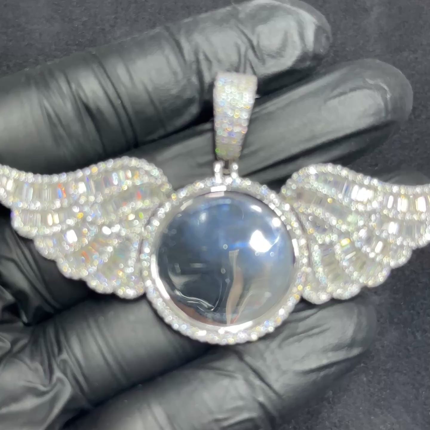 Moissanite Picture Charm with Wings 925 Silver Man Woman