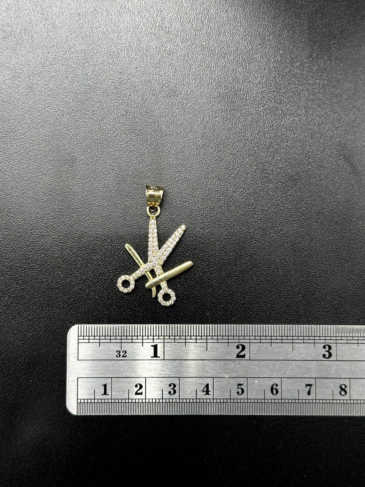 Barber/Hairstylist Scissors 10k Yellow Gold Pendant