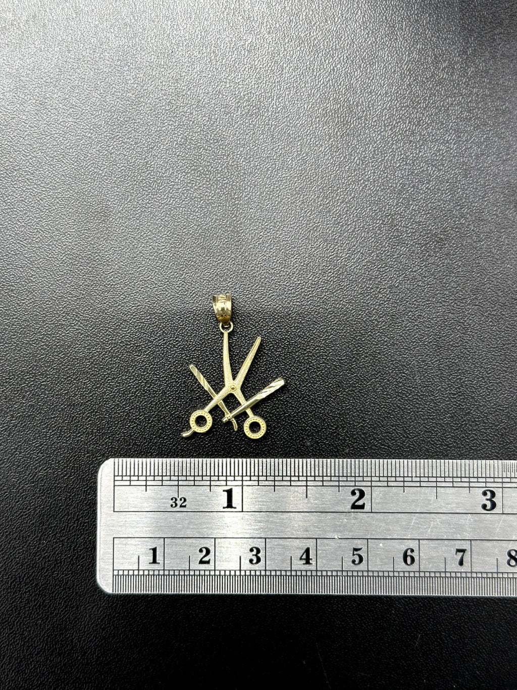 Barber/Hairstylist Scissors 10k Yellow Gold Pendant