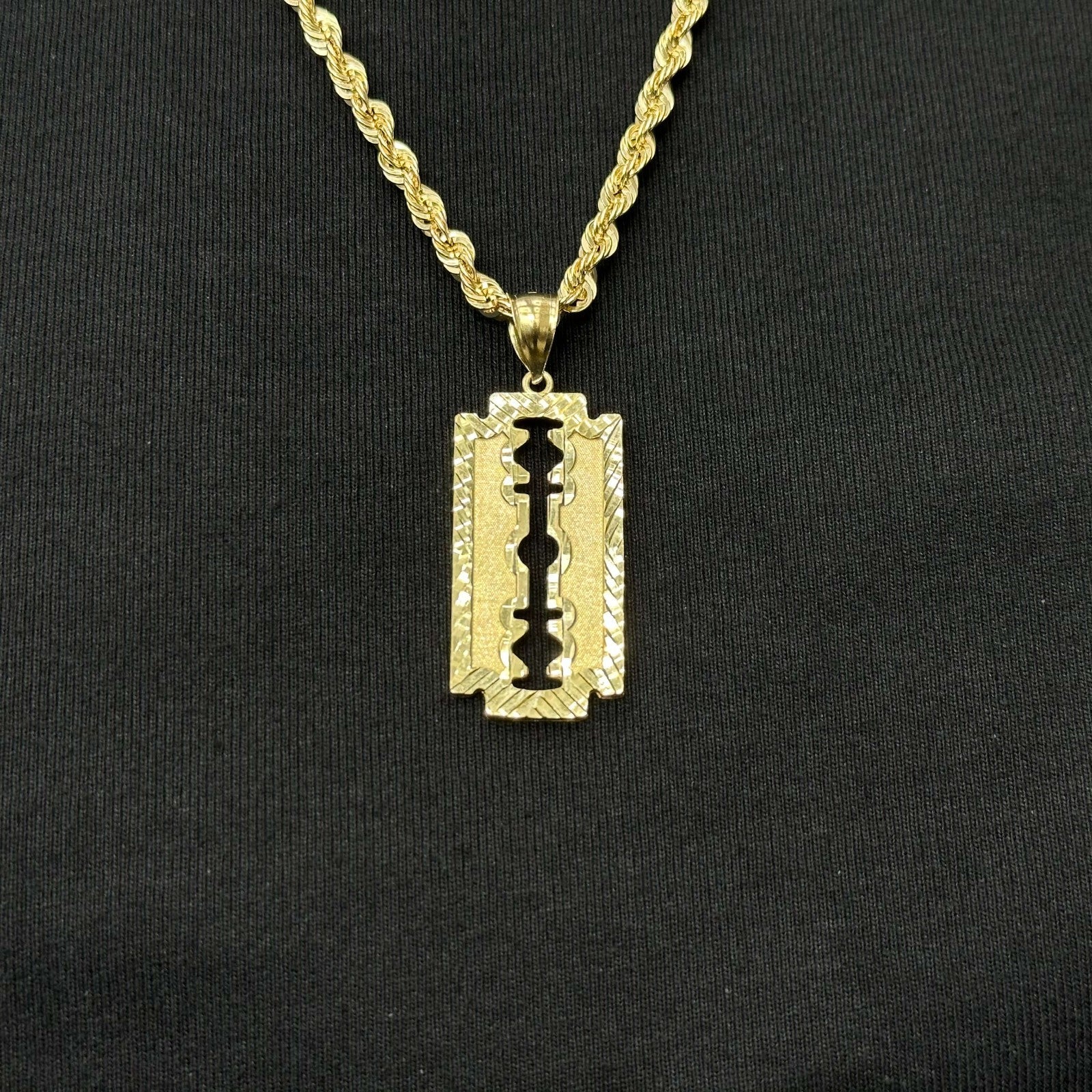 10k Real Gold Charm Razor blade Pendant Hip Hop Fashion
