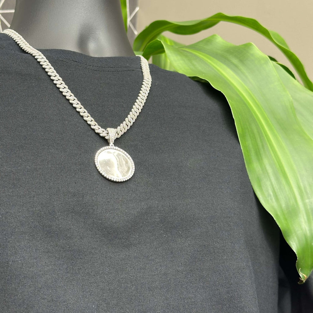 Picture Charm Moissanite .925 Silver 2.06 Ctw VVS D Passes Tester