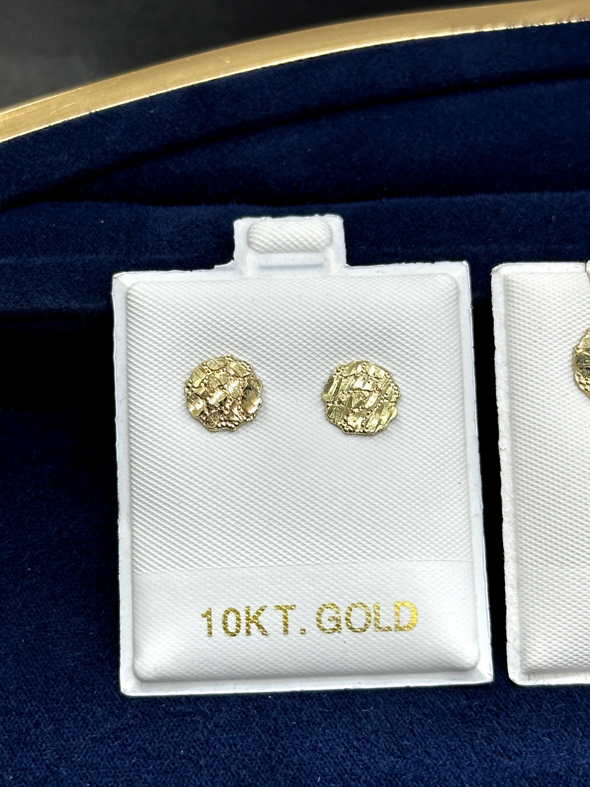 10k Gold Nugget Earrings Round