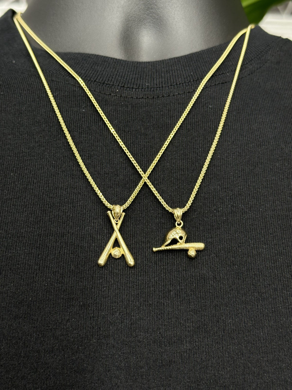 10K Yellow Gold Baseball Baseball Bat Charm Pendant