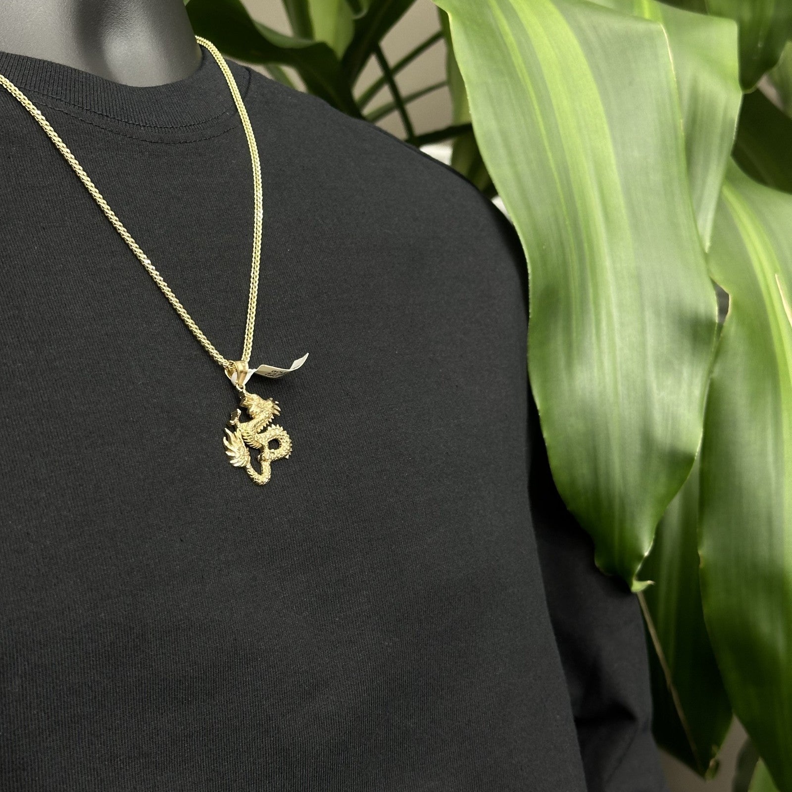 10k Yellow Gold Chinese Dragon Pendant Unisex Charm Asian Mythology Jewelry